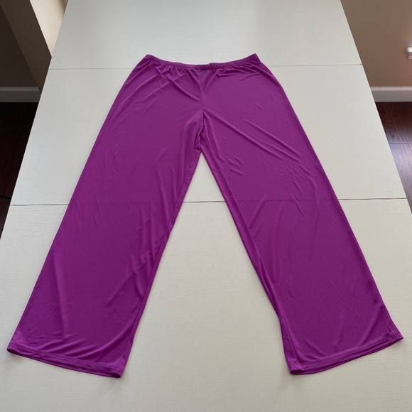 NATORI Short Sleeve 2 Piece Semi Sheer Floral Lace Detail Set Magenta Size M - Picture 4 of 15